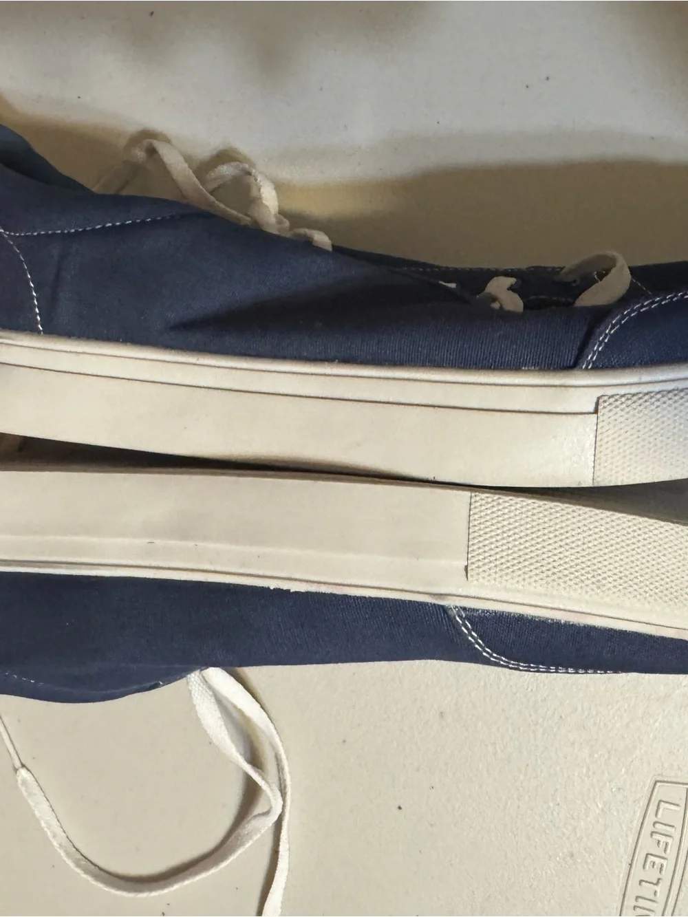 Men's Navy Canvas Low-Top Sneakers with White Laces